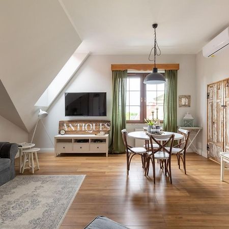 Apartament Wigilijna Premium Starowka Elblag Exterior photo